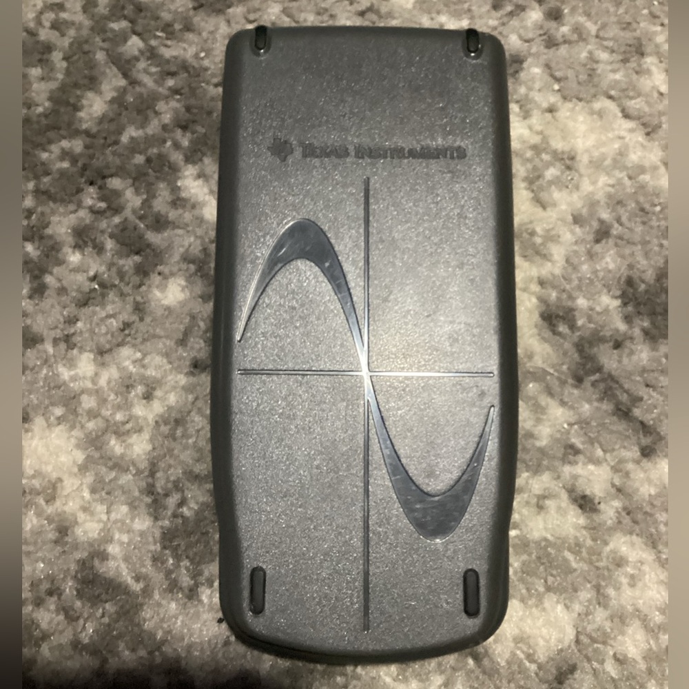 Texas Instruments TI-82 Graphing Calculator 1997 - Picture 2 of 4